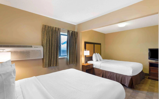 photo 2 of Extended Stay America Suites Cincinnati Blue Ash Reagan Hwy