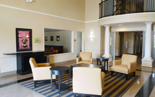 photo 2 of Extended Stay America Suites Dallas Las Colinas Green Park D