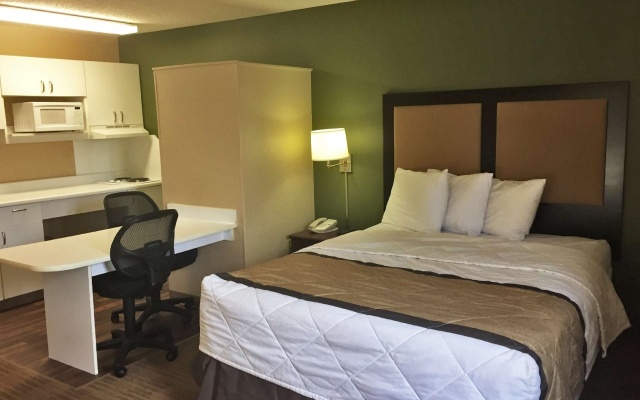 photo 5 of Extended Stay America Select Suites Detroit Novi Haggerty Rd