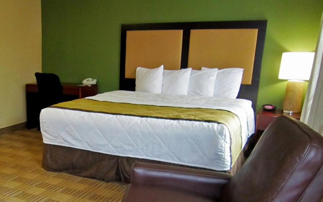 photo 3 of Extended Stay America Suites Raleigh RTP 4919 Miami Blvd