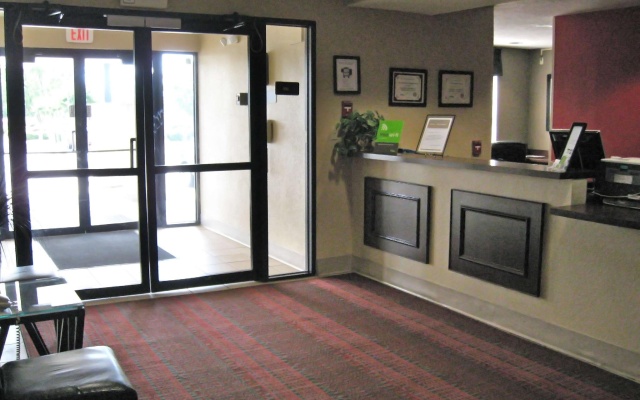 photo 3 of Extended Stay America Select Suites - Greenville - Airport