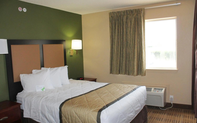photo 4 of Extended Stay America Suites Houston Katy Freeway Energy Cor