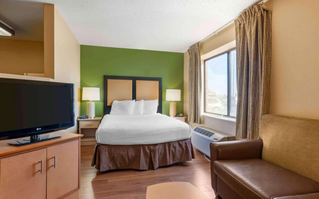 photo 5 of Extended Stay America Select Suites - Madison - Old Sauk Rd.