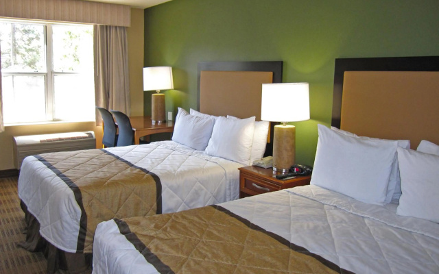 photo 4 of Suburban Studios Cary – RDU Airport