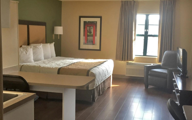 photo 2 of Studio 6 Corporate Extended Stay Rochester Henrietta NY
