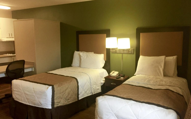 photo 2 of Extended Stay America Suites Seattle Everett North