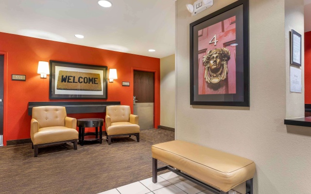 photo 2 of Extended Stay America Suites Bloomington Normal