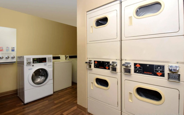 photo 3 of Extended Stay America - Cincinnati - Blue Ash - Reagan Hwy.