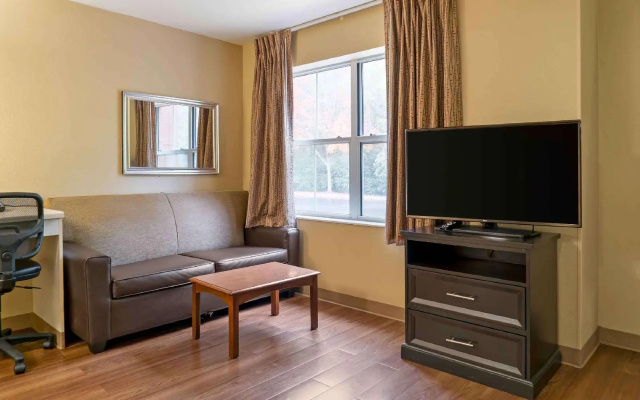 photo 3 of Extended Stay America Detroit Novi Orchard Hill Place