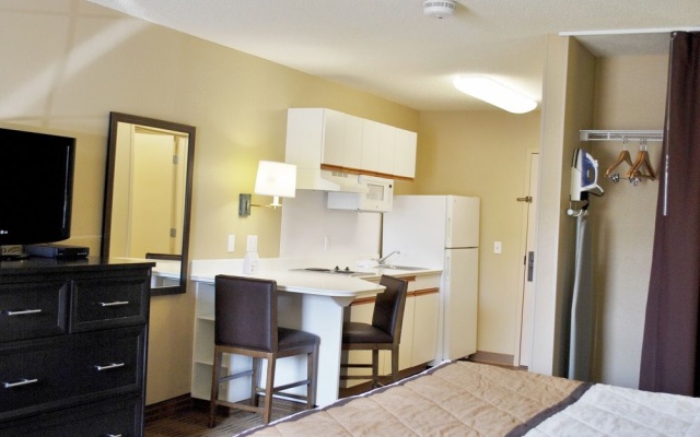 photo 5 of Extended Stay America Hotel Milwaukee - Brookfield