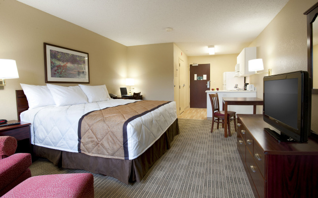 photo 3 of Extended Stay America Suites Indianapolis Castleton