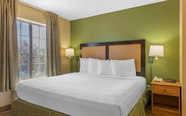 photo 4 of Extended Stay America Suites Los Angeles Torrance Del Amo Ci