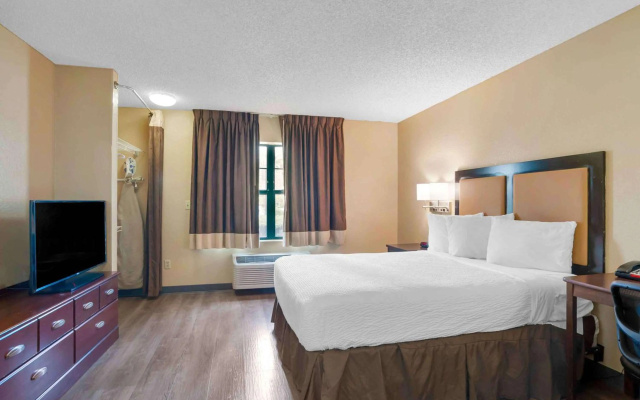 photo 3 of Extended Stay America Suites Los Angeles Torrance Harborgate