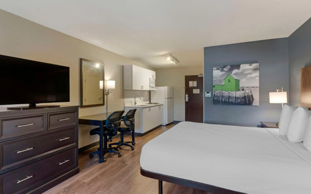 photo 5 of Extended Stay America Suites Oakland Alameda Airport