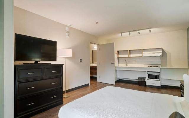 photo 4 of Extended Stay America Suites San Francisco San Mateo SFO