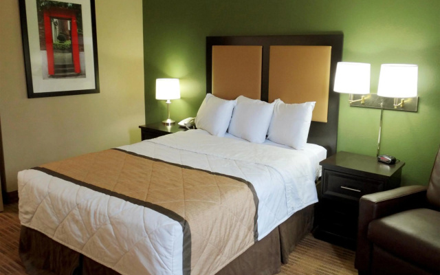 photo 3 of Extended Stay America Suites Santa Rosa South