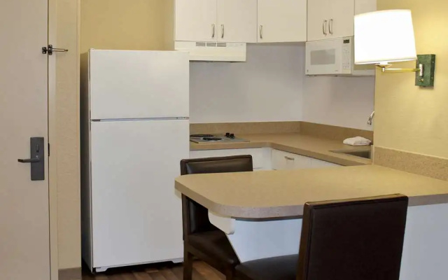 photo 4 of Extended Stay America Newark Woodbridge