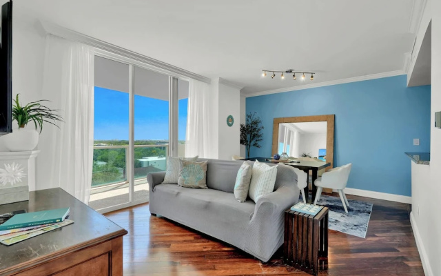 photo 3 of Fabulous 2-Bedroom in the Heart of Grove