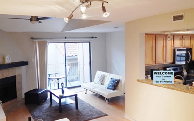 photo 3 of Fabulous Pristine Park Side Townhome