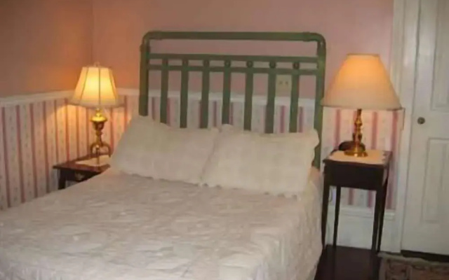 photo 3 of Fairchild House Bed & Breakfast