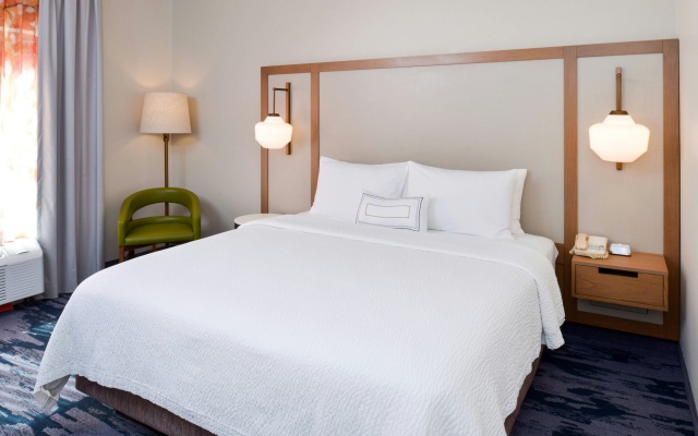 photo 3 of Fairfield Inn & Suites by Marriott Arlington Six Flags