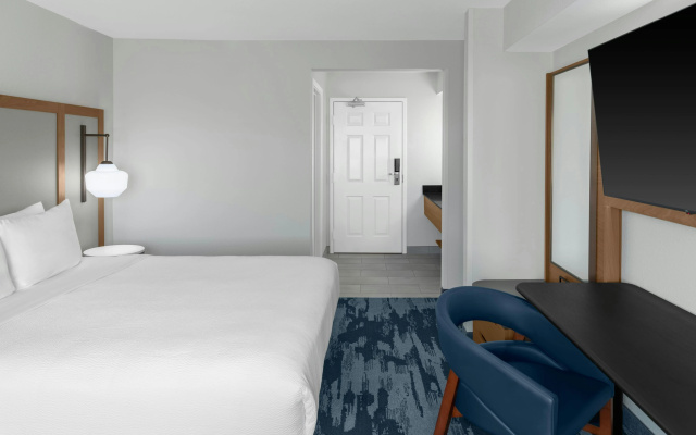 photo 5 of Fairfield Inn & Suites by Marriott San Francisco San Carlos