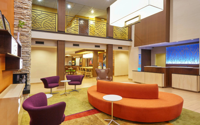 photo 2 of Fairfield Inn & Suites by Marriott Lombard