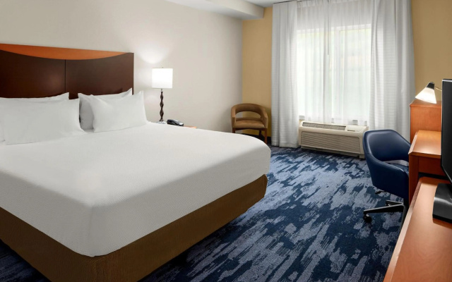 photo 3 of Fairfield Inn & Suites by Marriott Bedford