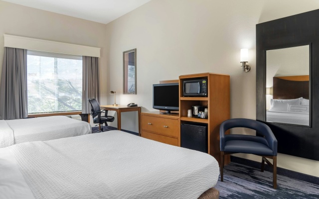 photo 3 of Fairfield Inn & Suites by Marriott Commerce