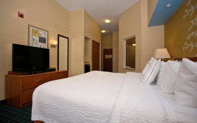 photo 5 of Fairfield Inn & Suites by Marriott Edison-South Plainfield