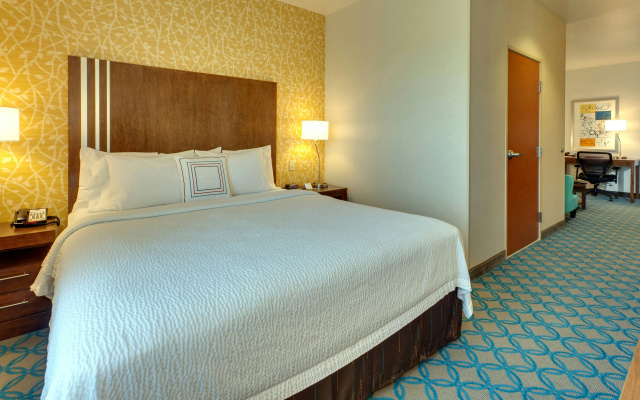 photo 3 of Fairfield Inn & Suites by Marriott San Francisco Airport