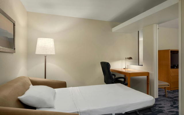 photo 5 of Fairfield Inn & Suites by Marriott Springdale