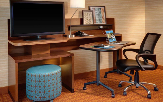 photo 5 of Fairfield Inn & Suites by Marriott St. Paul Northeast