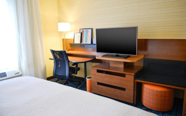 photo 4 of Fairfield Inn & Suites Canton South