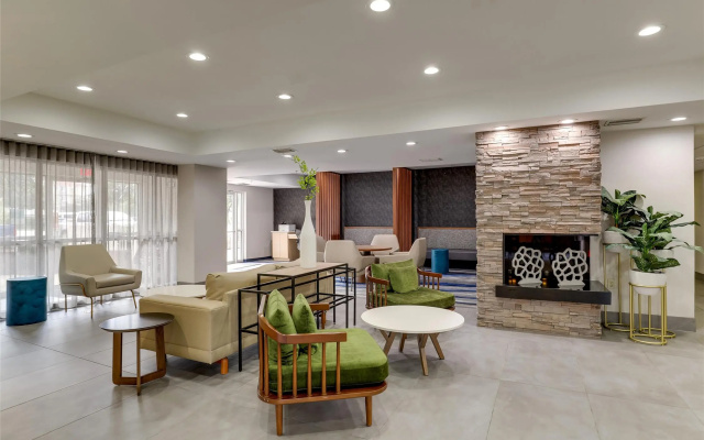photo 2 of Best Western Plus Las Colinas Inn & Suites