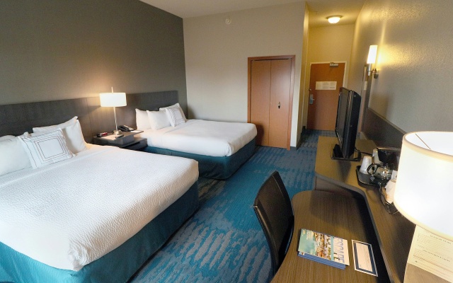 photo 4 of Fairfield Inn & Suites by Marriott Des Moines Airport