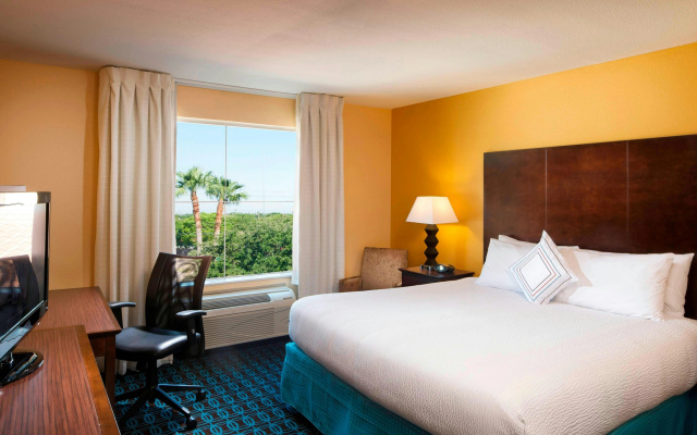photo 3 of Fairfield Inn & Suites Houston Intercontinental Airport