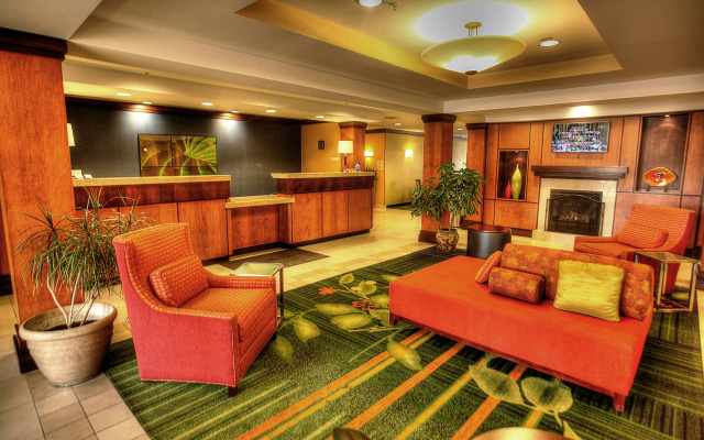 photo 2 of Fairfield Inn & Suites by Marriott Mt. Vernon Rend Lake