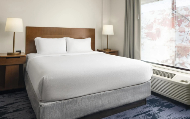 photo 5 of Fairfield Inn & Suites Newark Liberty International Airport