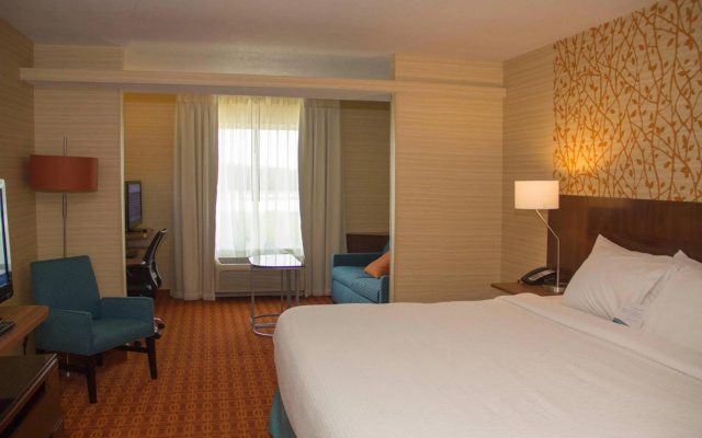 photo 4 of Comfort Inn & Suites