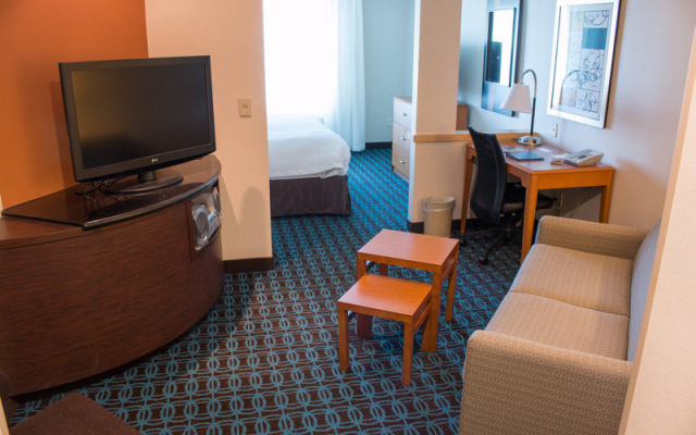 photo 4 of Fairfield Inn & Suites Oakland Hayward