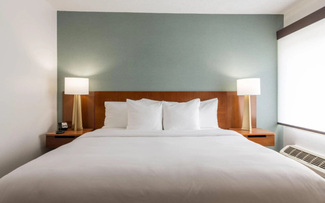 photo 5 of Comfort Inn - Dedham-Boston MetroWest