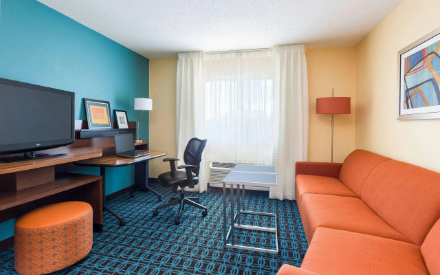 photo 4 of Fairfield Inn & Suites by Marriott® Grand Rapids Airport