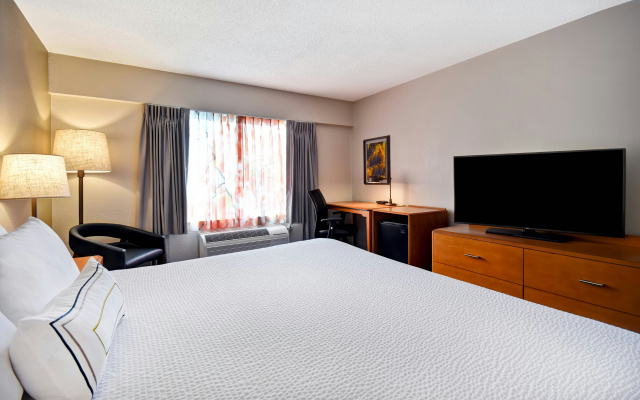 photo 4 of Fairfield Inn & Suites by Marriott Atlanta Kennesaw