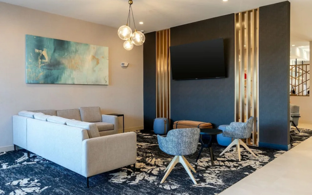 photo 5 of Fairfield Inn & Suites by Marriott Canton Riverstone Parkway