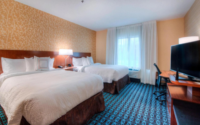 photo 2 of Fairfield Inn and Suites by Marriott Charlotte Airport