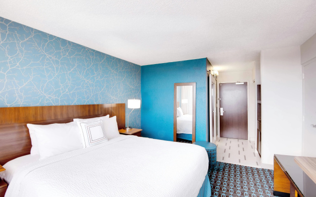 photo 5 of Fairfield Inn & Suites by Marriott Charlotte Uptown