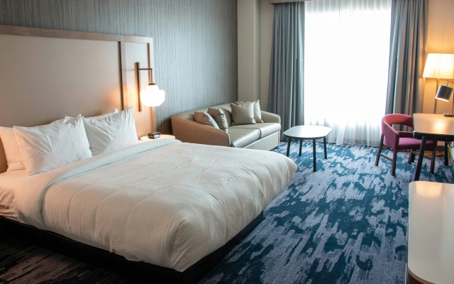 photo 4 of Fairfield Inn & Suites by Marriott Davenport Quad Cities