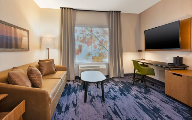 photo 5 of Fairfield Inn & Suites by Marriott Grand Rapids North