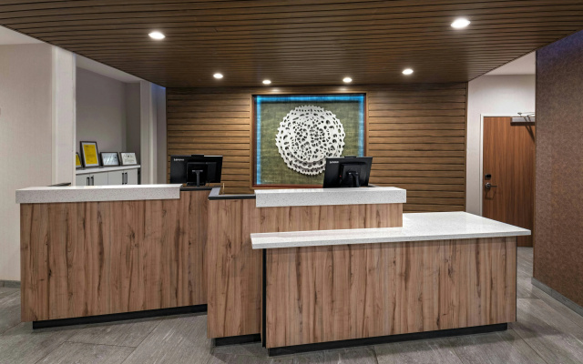 photo 5 of Fairfield Inn & Suites by Marriott Houston Missouri City